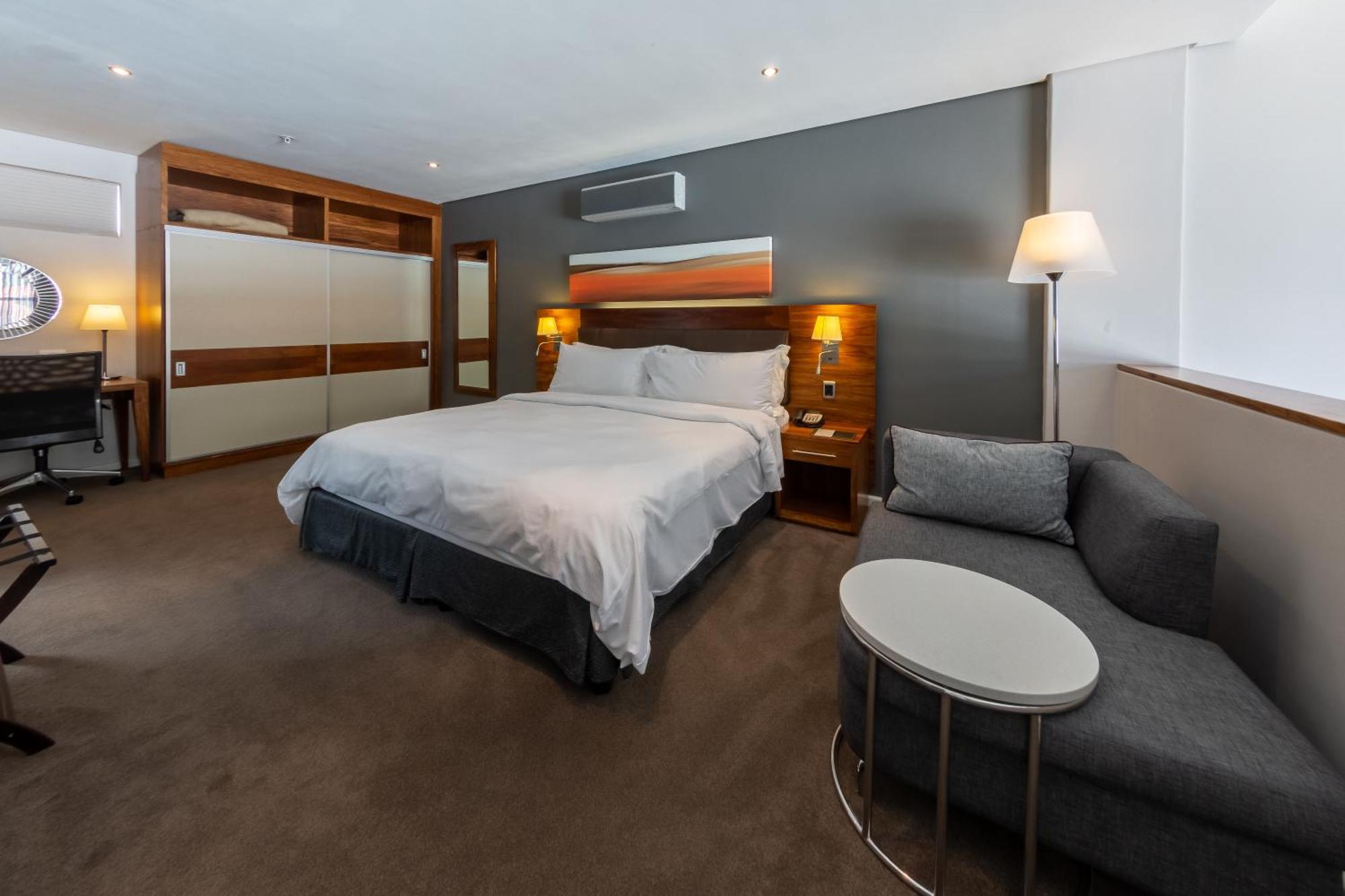 Doubletree By Hilton Upper Eastside Hotel Cape Town